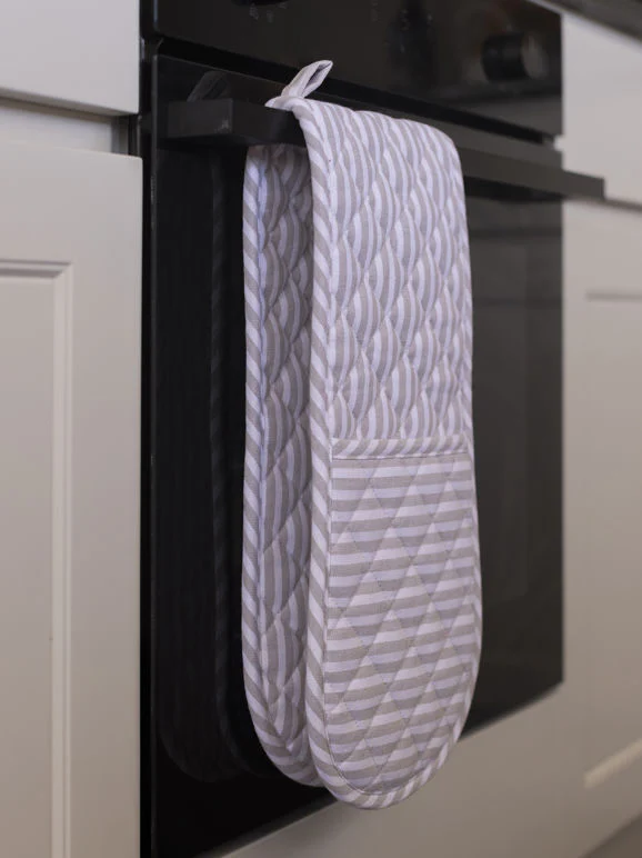 Classic Stripe Double Oven Glove | Grey/White