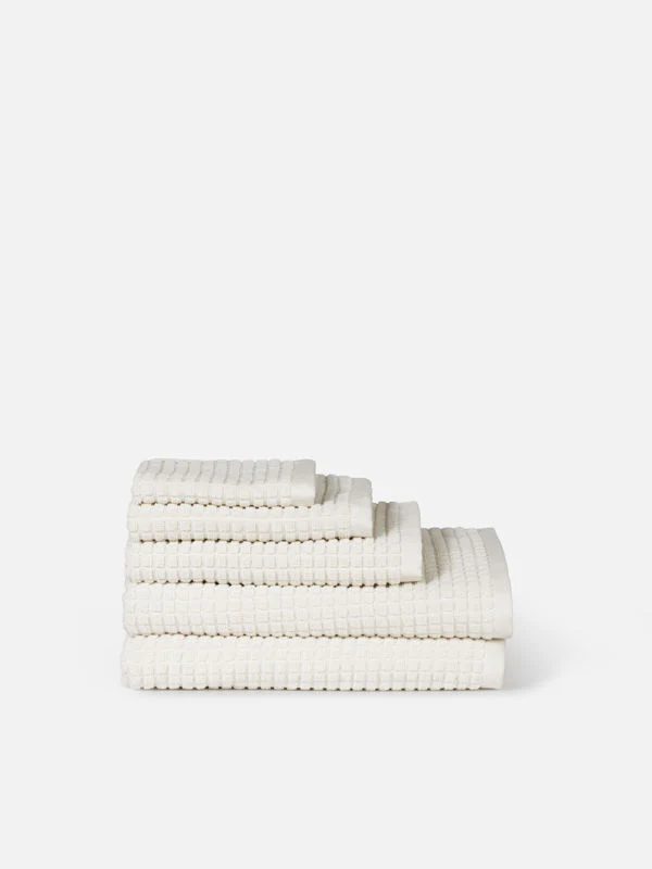 Nero Cotton Face Cloth | Cream - Image 2
