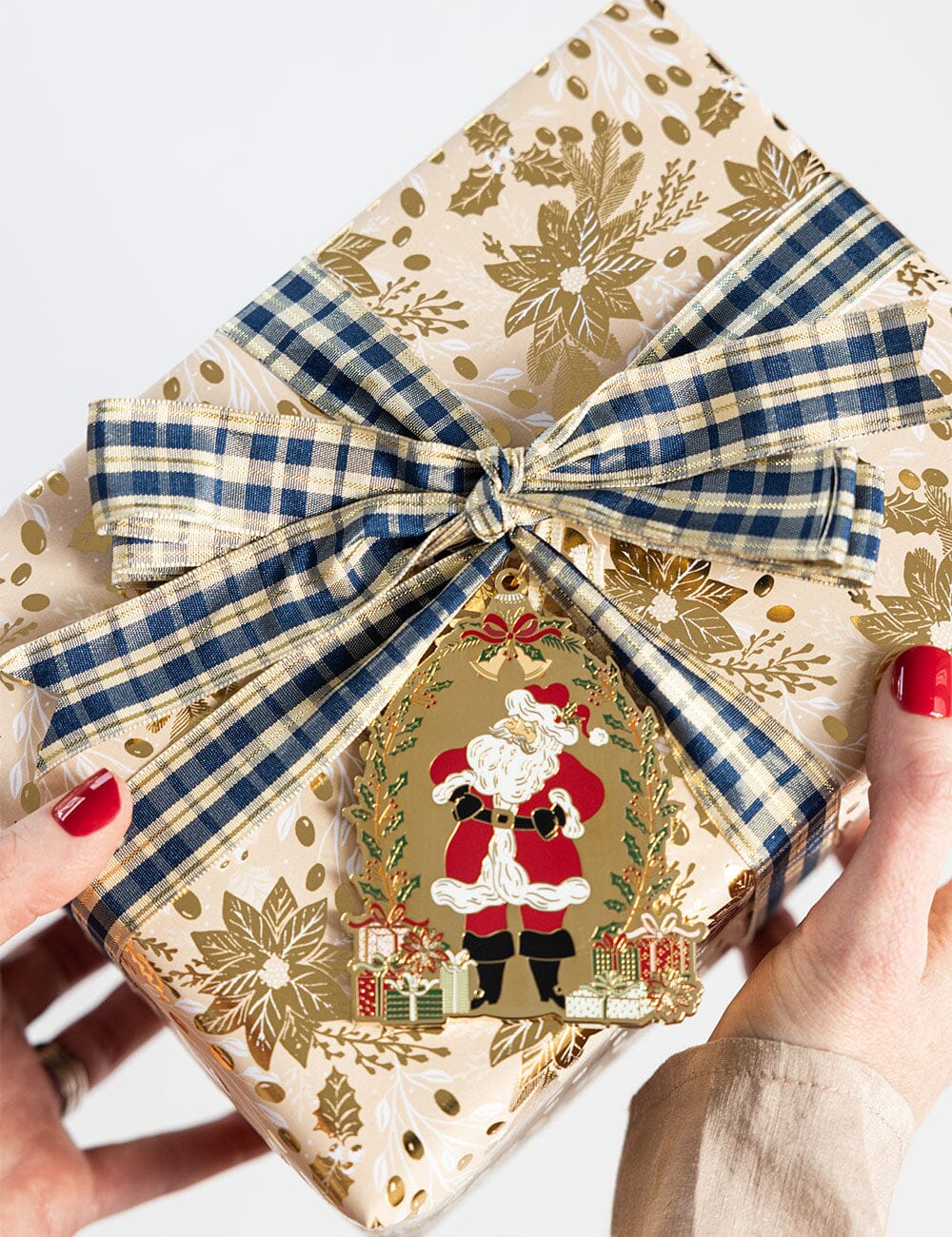 Gift Wrap Roll 3m | Christmas Holly - Image 12