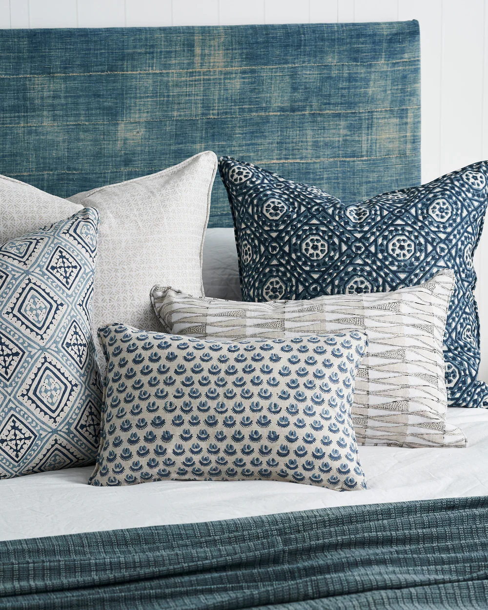 Jaisalmer Denim Linen Cushion - Image 5
