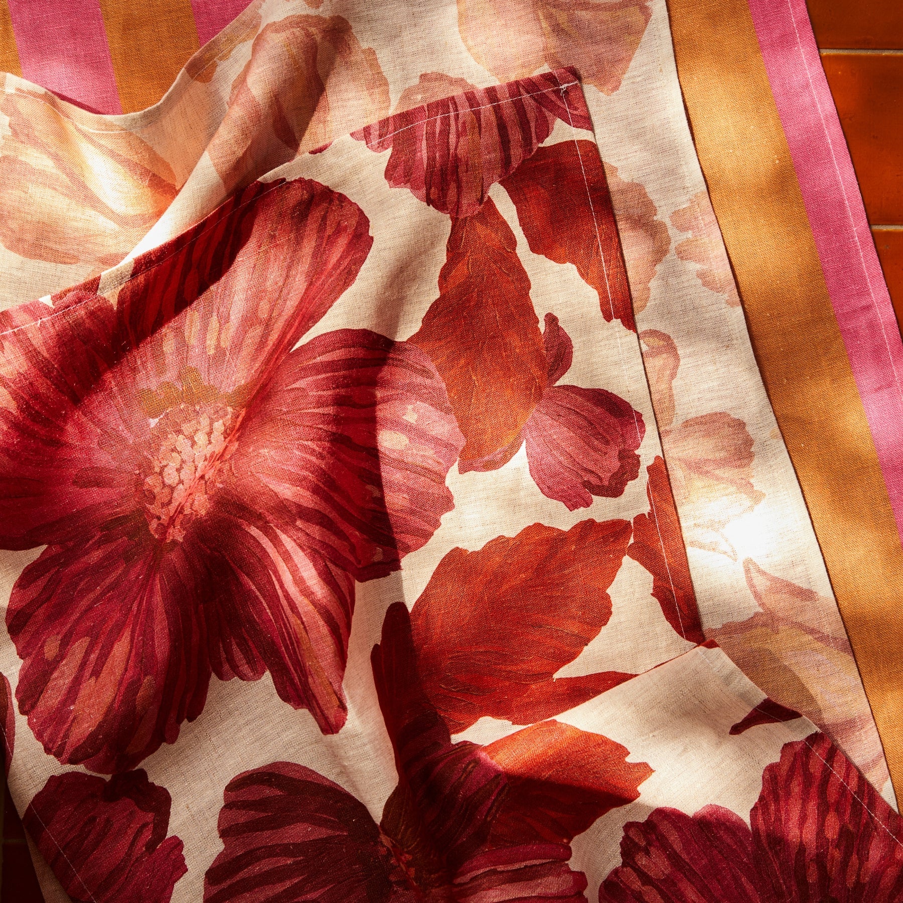 Leon Cerise Tea Towel - Image 4