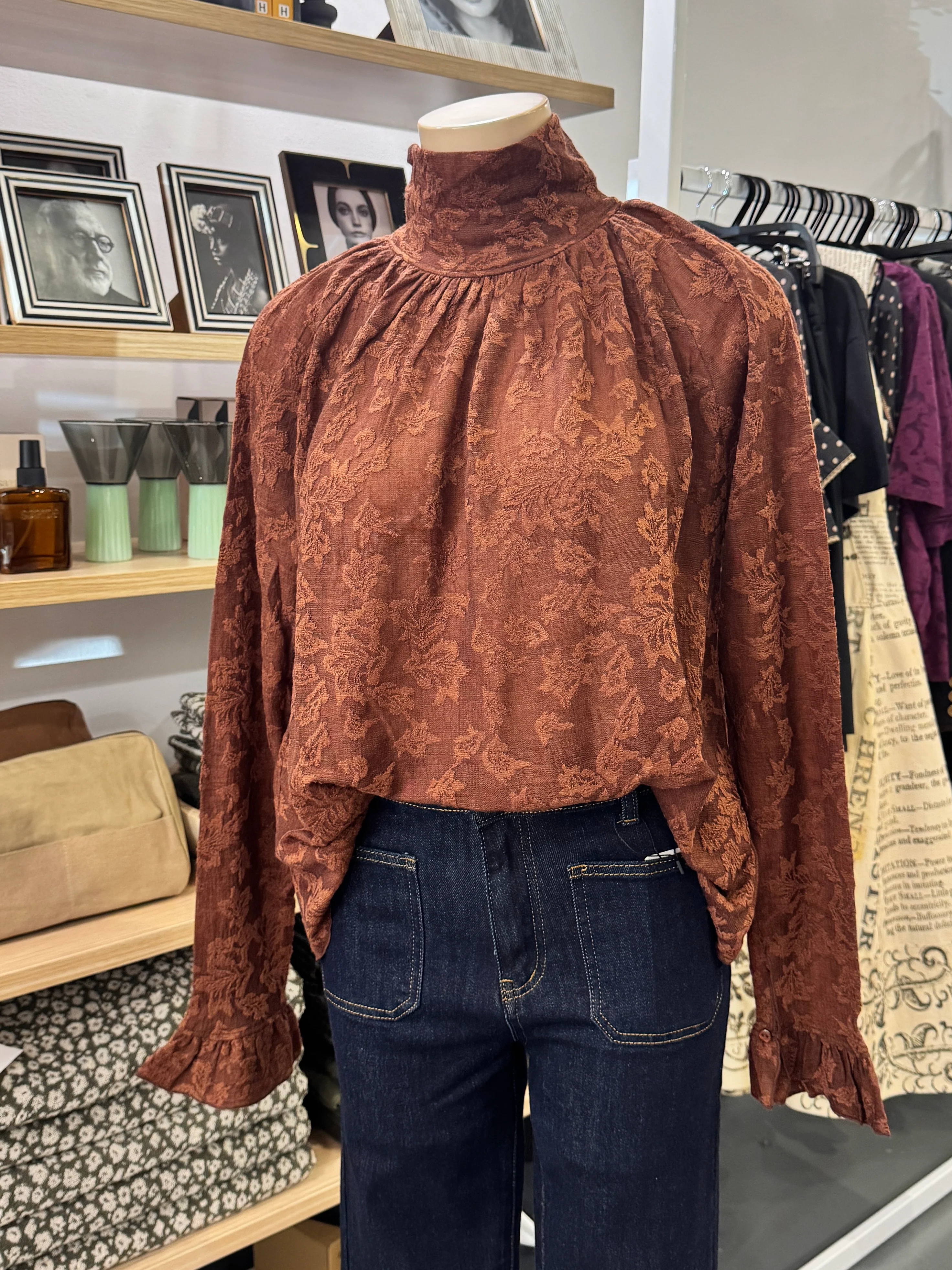 M.A.Dainty Veil Blouse | Cigar - Image 4