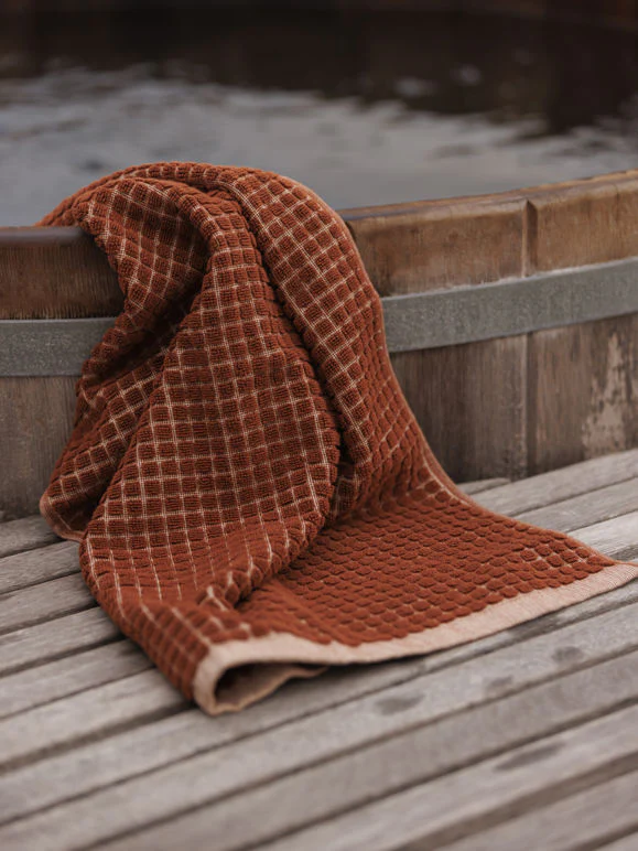 Nero Cotton Hand Towel | Paprika/Cream