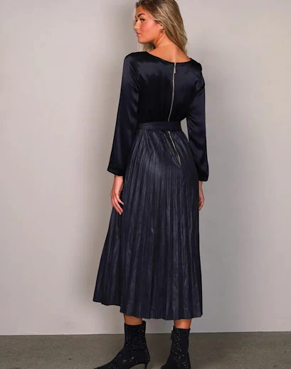 Xana Dress - Image 3